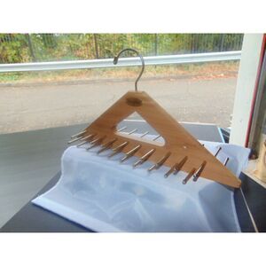 Unique Hanger or Bras? Belts? Ties? Scarves? Jeans????